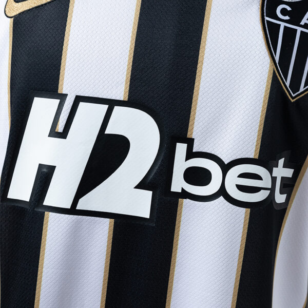 Camiseta Atlético Mineiro 2023/24 Local — detalle textura tejido