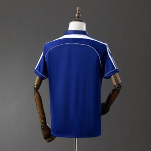 Camiseta Universidad de Chile 1998 Retro Local - detalle escudo y logo Adidas