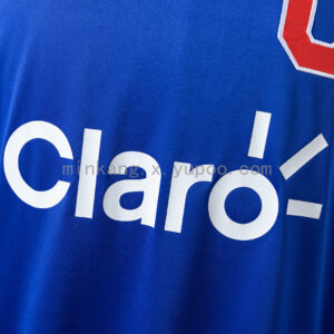 Camiseta Universidad de Chile 2011 Local Retro Manga Larga - detalle