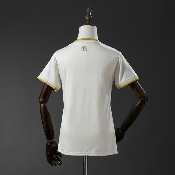 Camiseta Flamengo 1989 Retro Tercera — detalle de textura o dobladillo inferior