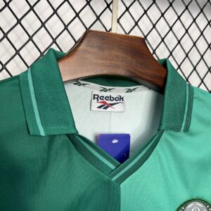 Camiseta Palmeiras 1993 Local Retro — detalle cuello y color