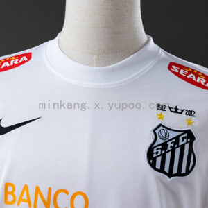 Camiseta Santos 2019 Local Retro — detalle material y textura
