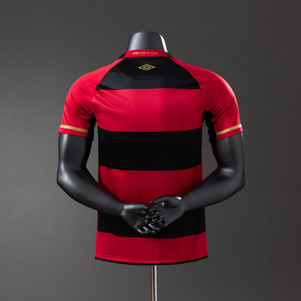 Camiseta Sport Recife 2024 Local — detalle bajo de camiseta