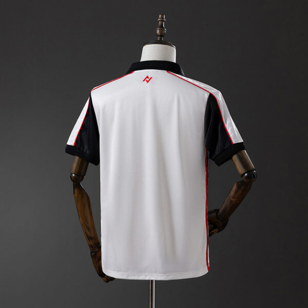 Camiseta Esporte Clube Vitória 2024/25 Arquero — detalle del tejido y cuello