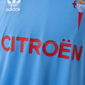 Camiseta Celta de Vigo 1988 Retro Local — primer plano del cuello y parte superior