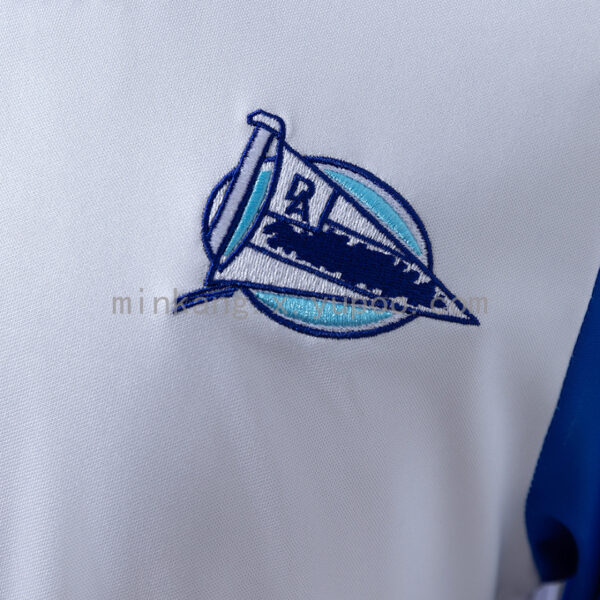 Camiseta Deportivo Alavés 2000/01 Retro Local — detalle hombro y manga