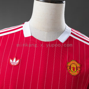 Camiseta Manchester United 1982 Retro Local - vista frontal