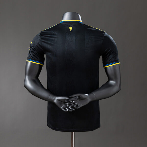 Camiseta Manchester United 2023/24 Tercera Versión Jugador - vista lateral