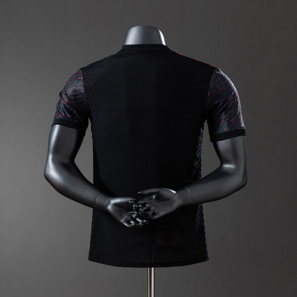 Camiseta Manchester United 2023/24 Edición Especial - vista lateral
