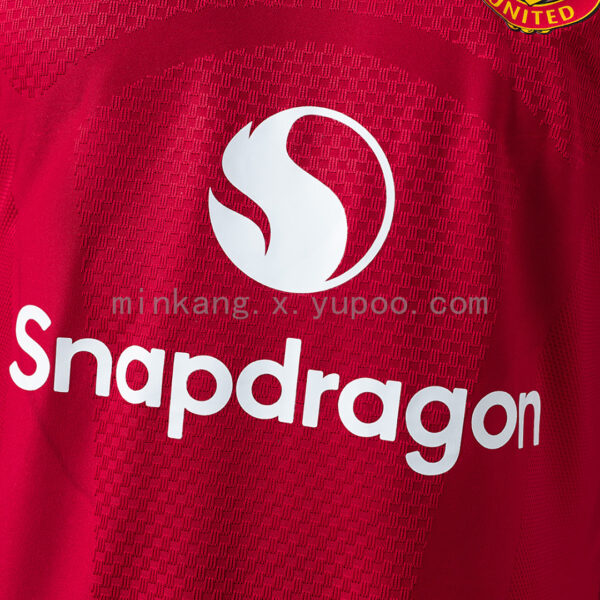 Camiseta Manchester United 2023/24 Local Versión Jugador - vista frontal parcial