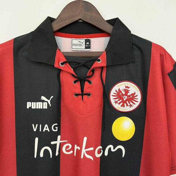 Camiseta Eintracht Frankfurt 1999/00 Retro Local - vista lateral izquierda