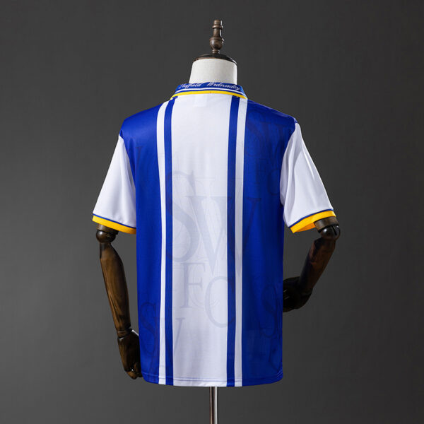 Camiseta Sheffield Wednesday 1997 Retro Local - vista lateral