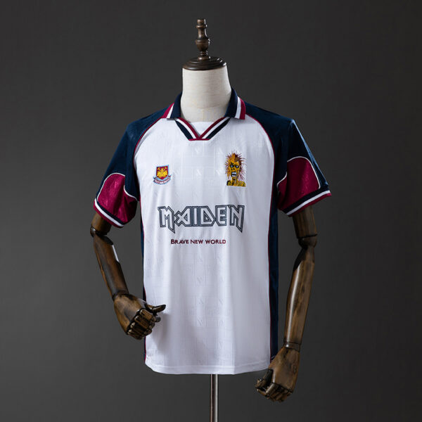 Camiseta West Ham United 1999 Retro Local Iron Maiden - vista frontal