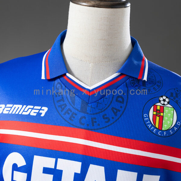 Camiseta Getafe 2008 Local Retro — detalle