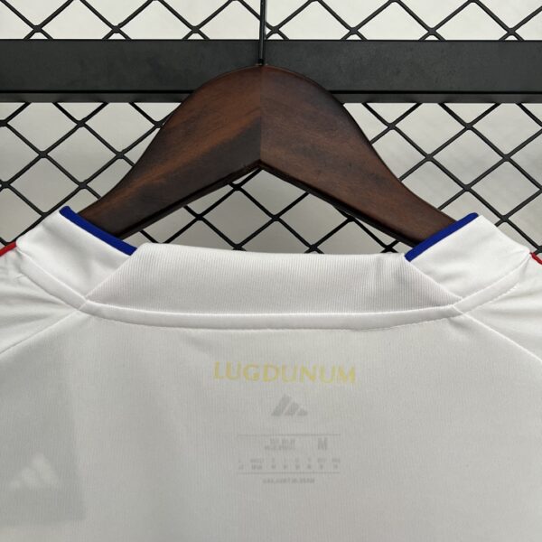Camiseta Lyon 2024/25 Local - vista lateral izquierda