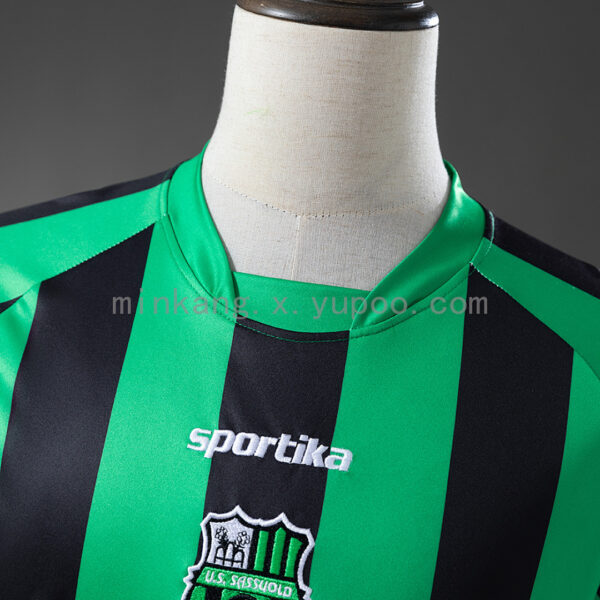 Camiseta Sassuolo 2019/20 Local Retro - vista trasera