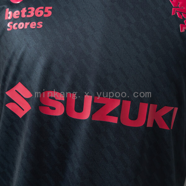 Camiseta Torino 2024/25 Tercera - vista en maniquí, detalle lateral