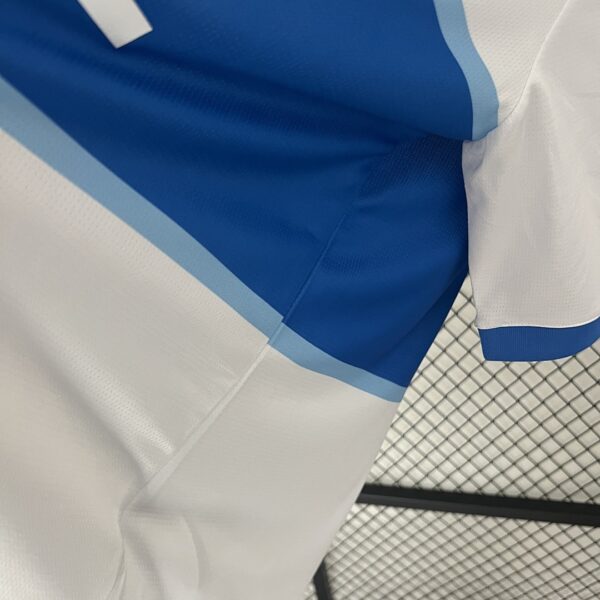 Camiseta Universidad Catolica 2023 Local - detalle