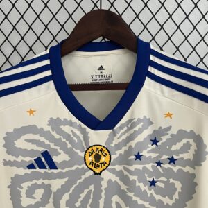 Camiseta Cruzeiro 2023/24 Edición Especial — detalle marca Adidas