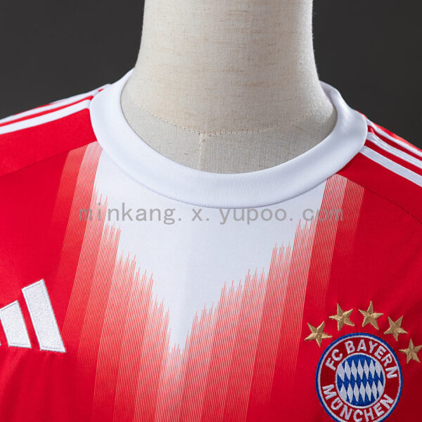 Camiseta FC Bayern München 2023/24 Local Manga Larga - detalle sponsor