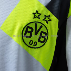Camiseta Borussia Dortmund 2023/24 Visita - primer plano del tejido