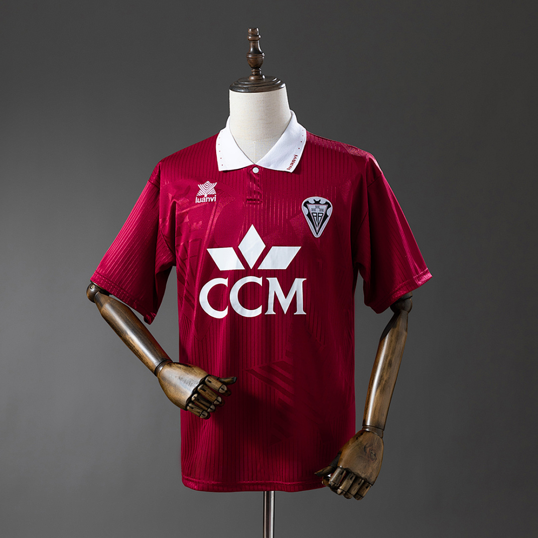 Camiseta Albacete Balompié 1992/93 Retro Local — detalle cuello polo