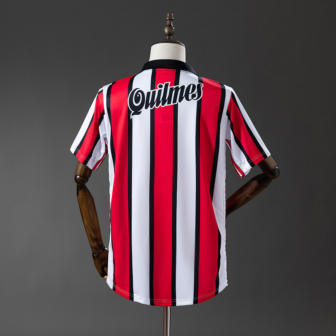 Camiseta River Plate 2024/25 US Pack - detalle escudo