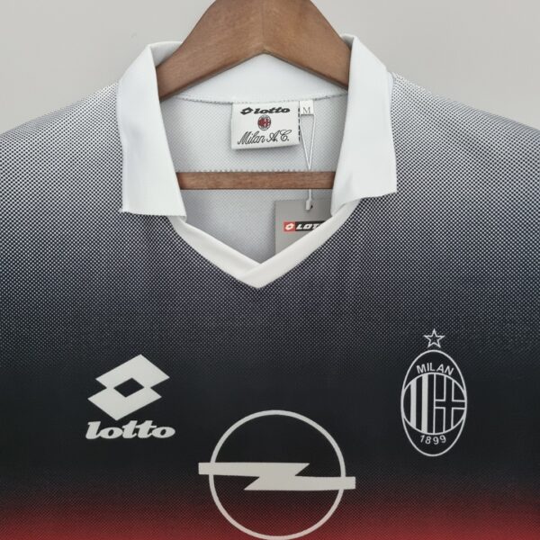 Camiseta AC Milan 1996/97 Retro Entrenamiento - vista frontal