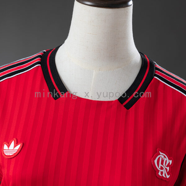 Camiseta Flamengo 1981 Retro Local — vista frontal superior