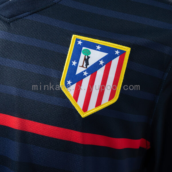 Camiseta Atlético Madrid 1995/96 Visita Retro — detalle escudo