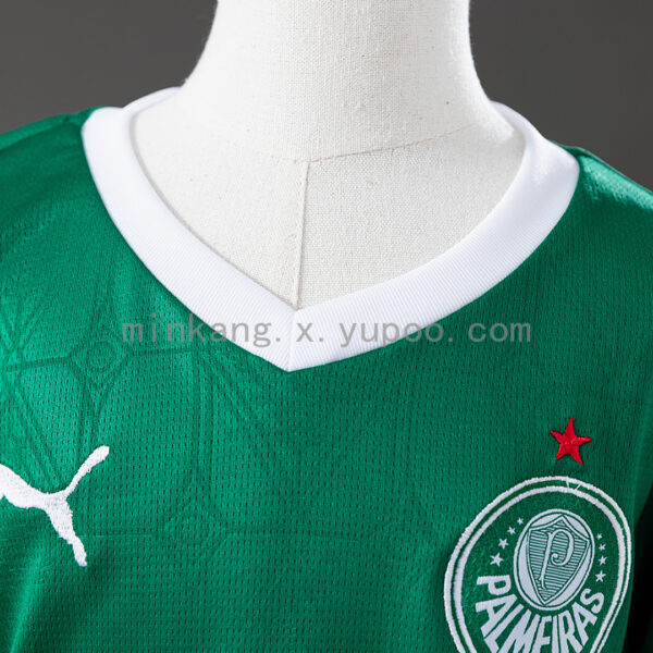 Camiseta Palmeiras 2023 Local Niño — vista frontal completa (shirt and shorts)