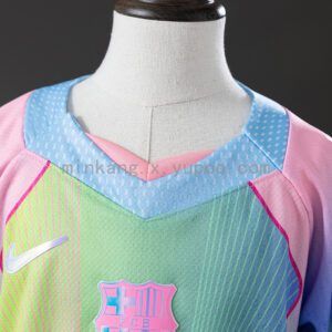 Camiseta Barcelona 2023/24 Pre-Match Niño — detalle