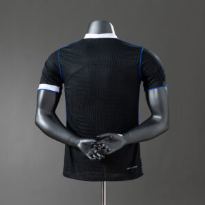 Camiseta Chelsea 2023/24 Tercera Versión Jugador - detalle de la franja azul lateral