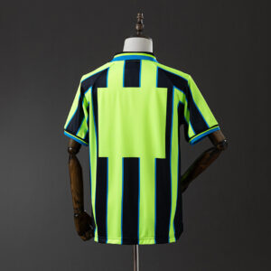 Camiseta Manchester City 1996/97 Visita Retro - detalle tejido y costuras