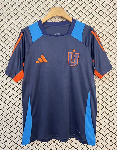 Camiseta Universidad de Chile 2024/25 Entrenamiento - detalle de la parte inferior