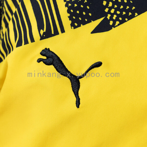 Camiseta Borussia Dortmund 2023/24 Entrenamiento Reversible - detalle del cuello interior reversible