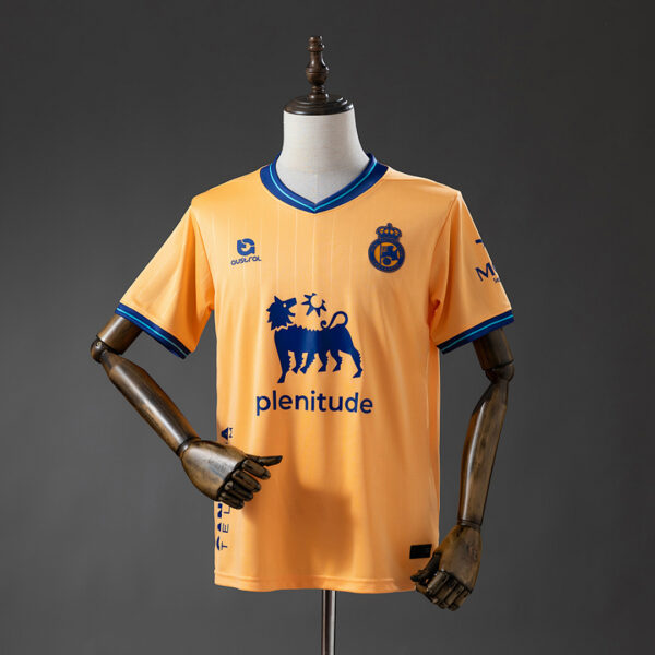 Camiseta Racing de Santander 2023/24 Tercera — detalle escudo
