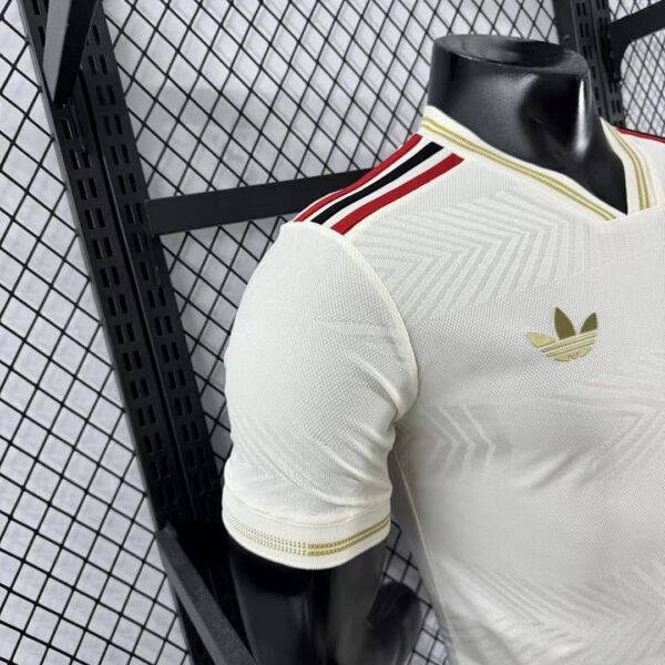 Camiseta Flamengo 2024 Tercera Versión Jugador — detalle