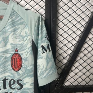 Camiseta AC Milan 2024/25 Arquero - detalle escudo
