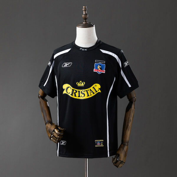 Camiseta Colo Colo 2005 Retro Visita - detalle escudo