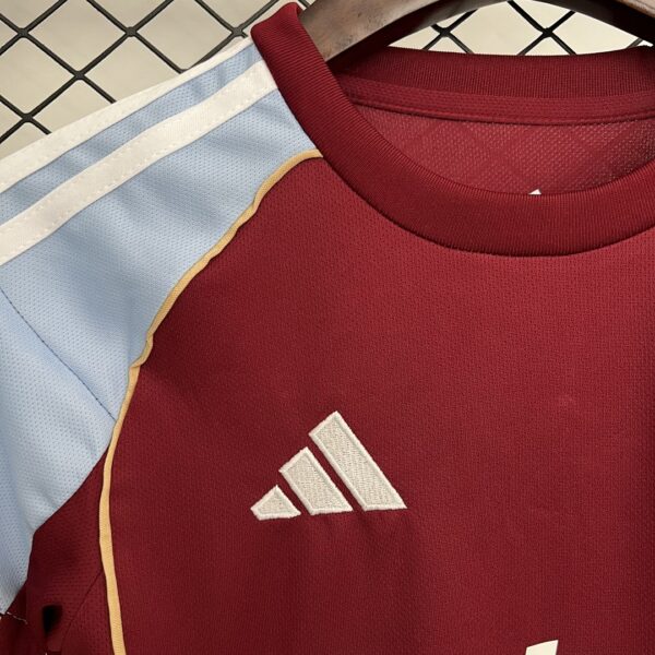 Camiseta Aston Villa 2024/25 Local - detalle