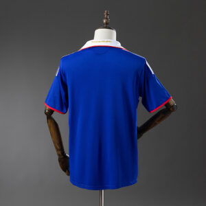 Camiseta Universidad de Chile 2011 Retro Local - detalle escudo
