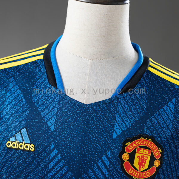 Camiseta Manchester United 2023/24 Tercera - vista frontal