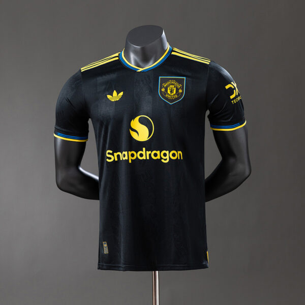 Camiseta Manchester United 2023/24 Tercera Versión Jugador - vista frontal