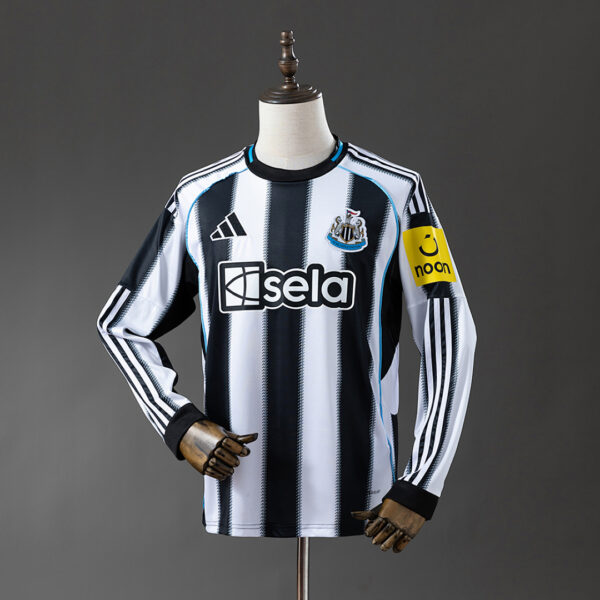 Camiseta Newcastle United 2023/24 Local Manga Larga - vista frontal