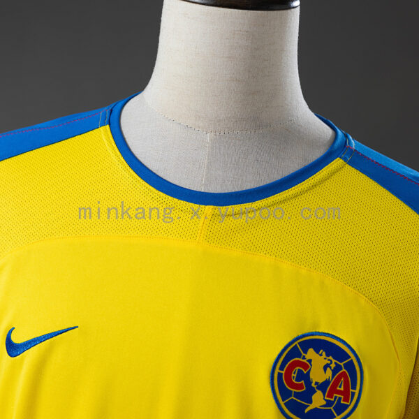 Camiseta Club América 1994/95 Retro Local Manga Larga - detalle escudo