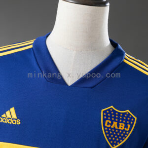 Camiseta Boca Juniors 2021 Retro Local - detalle escudo
