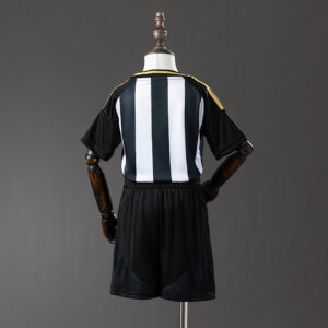 Camiseta Atlético Mineiro 2024/25 Local — textura del tejido