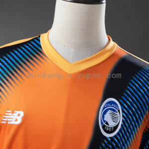 Camiseta Atalanta 2023/24 Tercera - detalle escudo