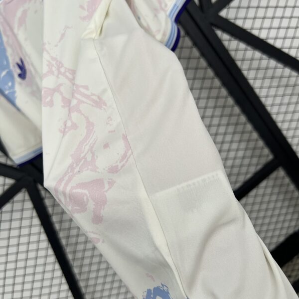 Camiseta Aston Villa 2024/25 Tercera - detalle